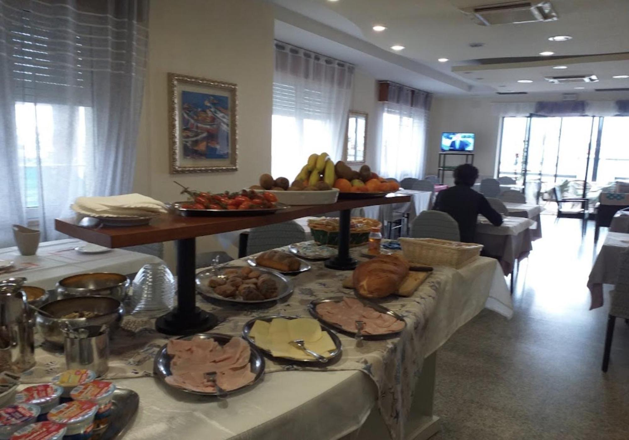 Hotel Bonaria ريميني المظهر الخارجي الصورة